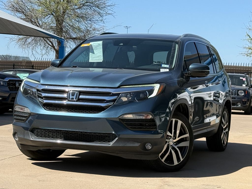 2018 Honda Pilot Touring FWD