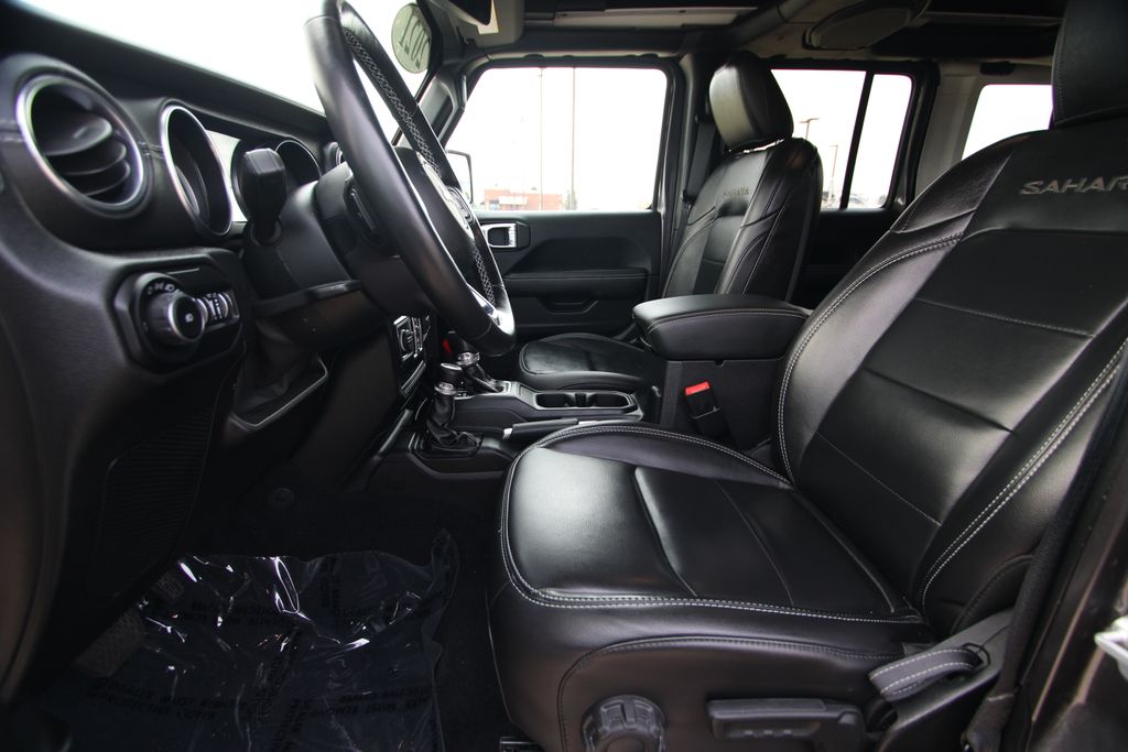 Used 2021 Jeep Wrangler SUV