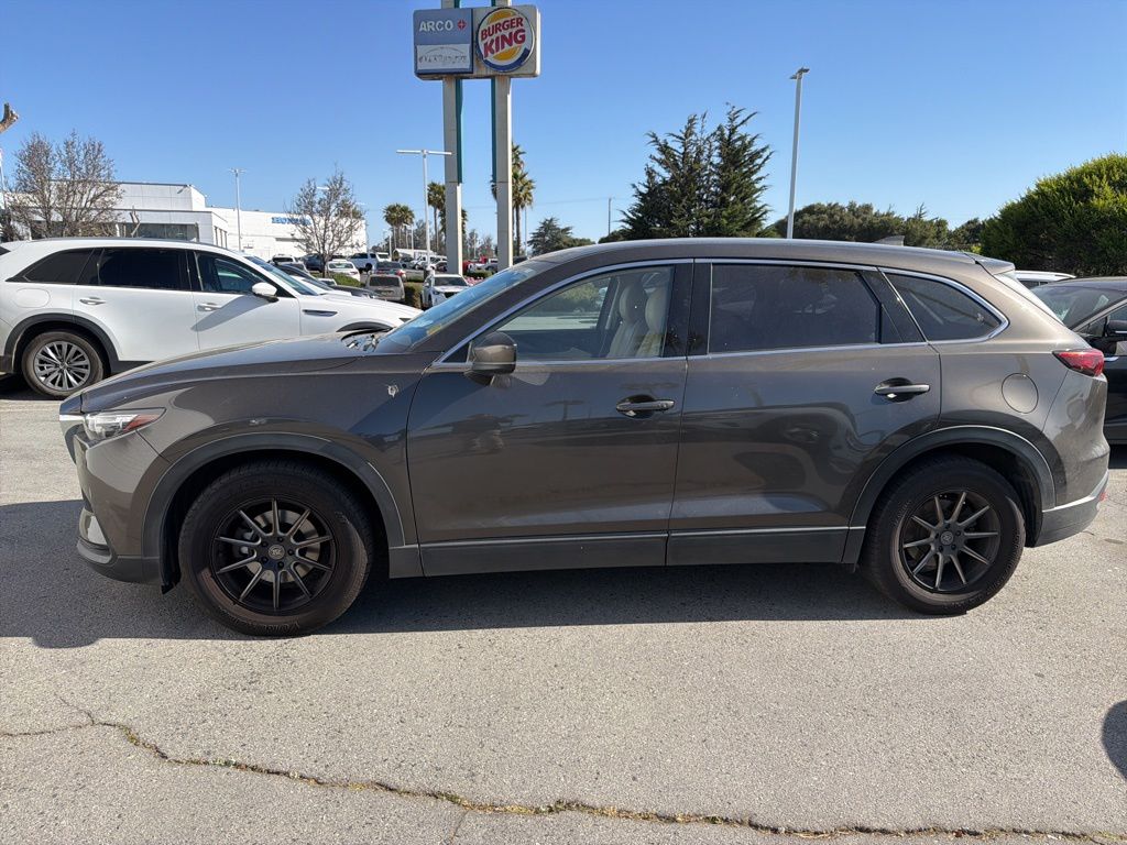 View vehicle photo 2