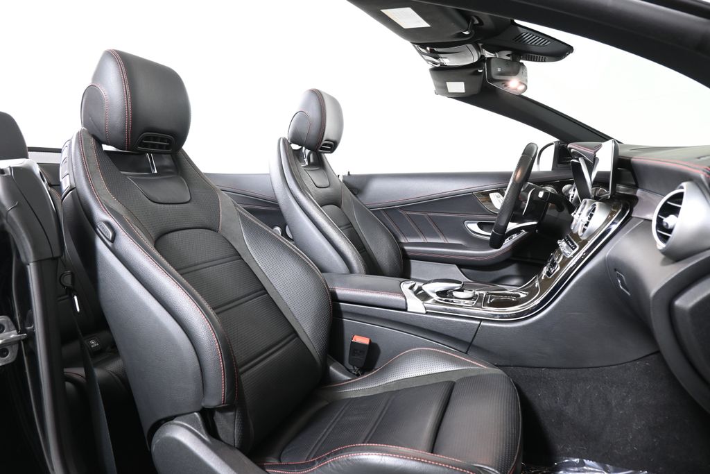 Thumbnail: 2021 Mercedes-Benz C-Class - 32