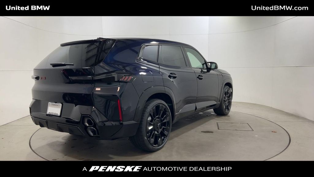 Thumbnail: 2026 BMW XM - 8