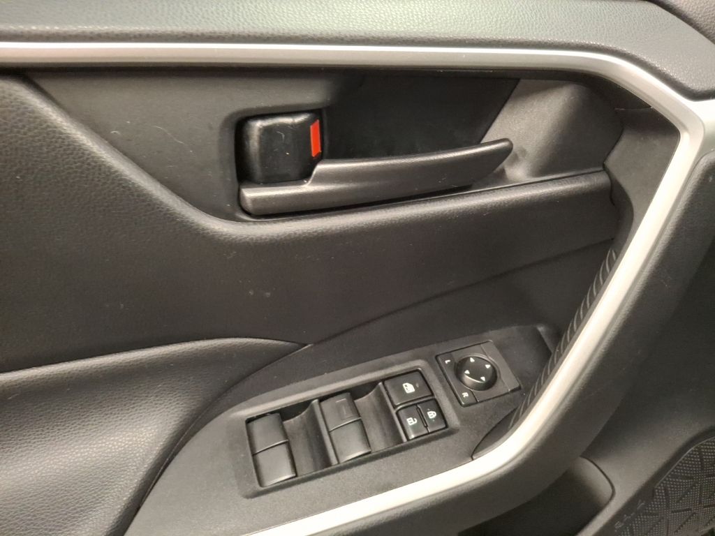 Used 2019 Toyota RAV4 SUV