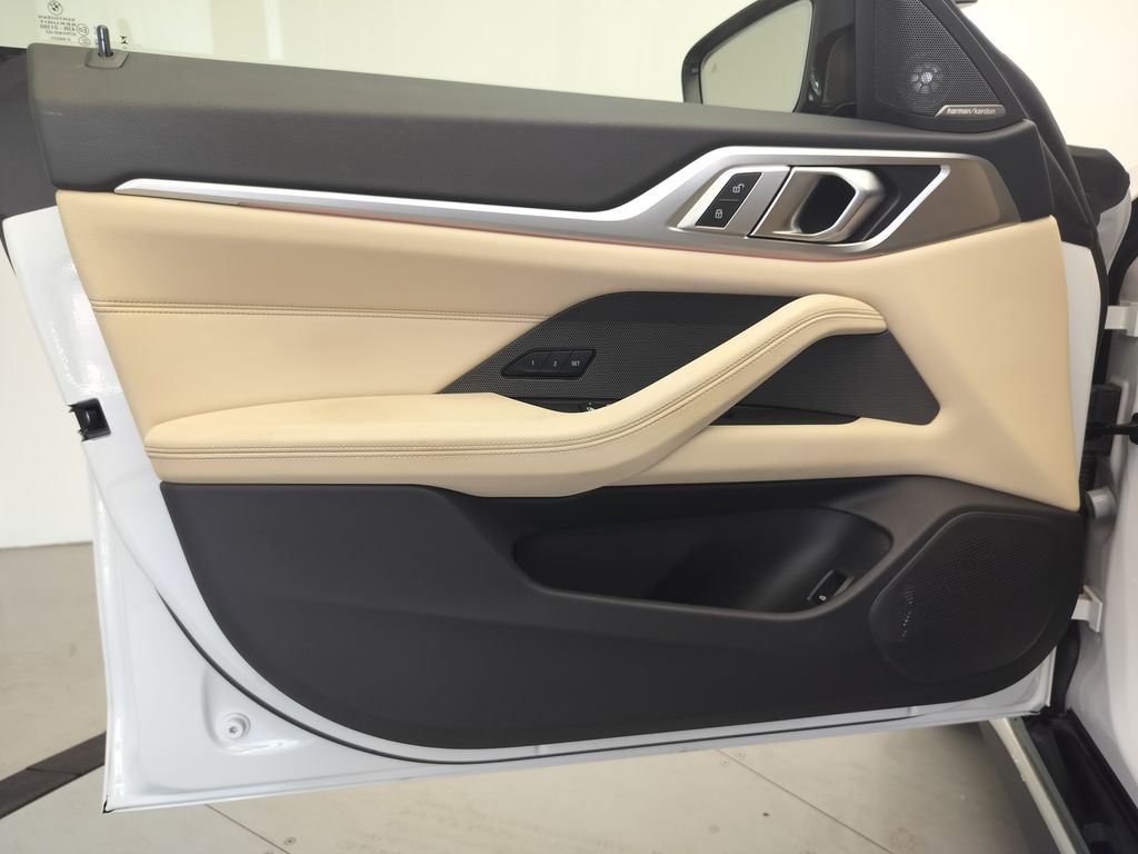Thumbnail: 2023 BMW i4 - 6