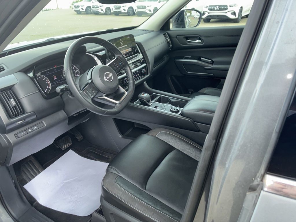 2022 Nissan Pathfinder SL Gray at South Hills Kia