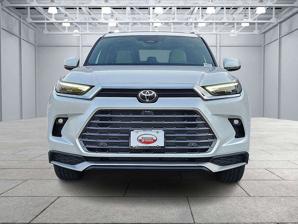 Thumbnail: 2026 Toyota Grand Highlander - 2