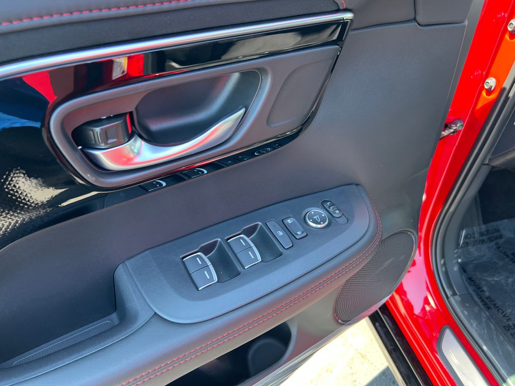 Thumbnail: 2025 Acura ADX - 12