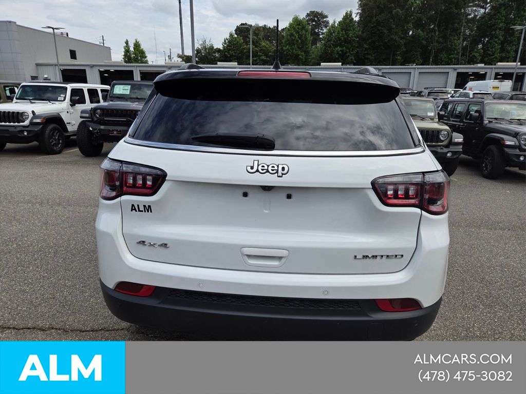 Used 2025 White Jeep Limited image 11