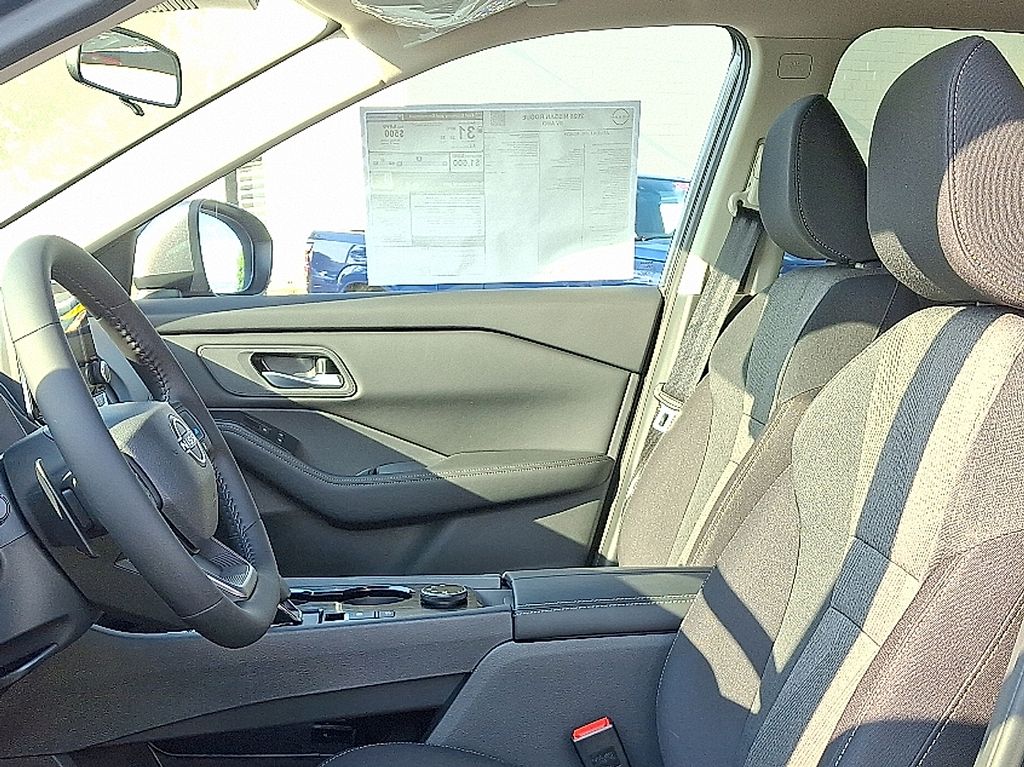 Thumbnail: 2026 Nissan Rogue - 7