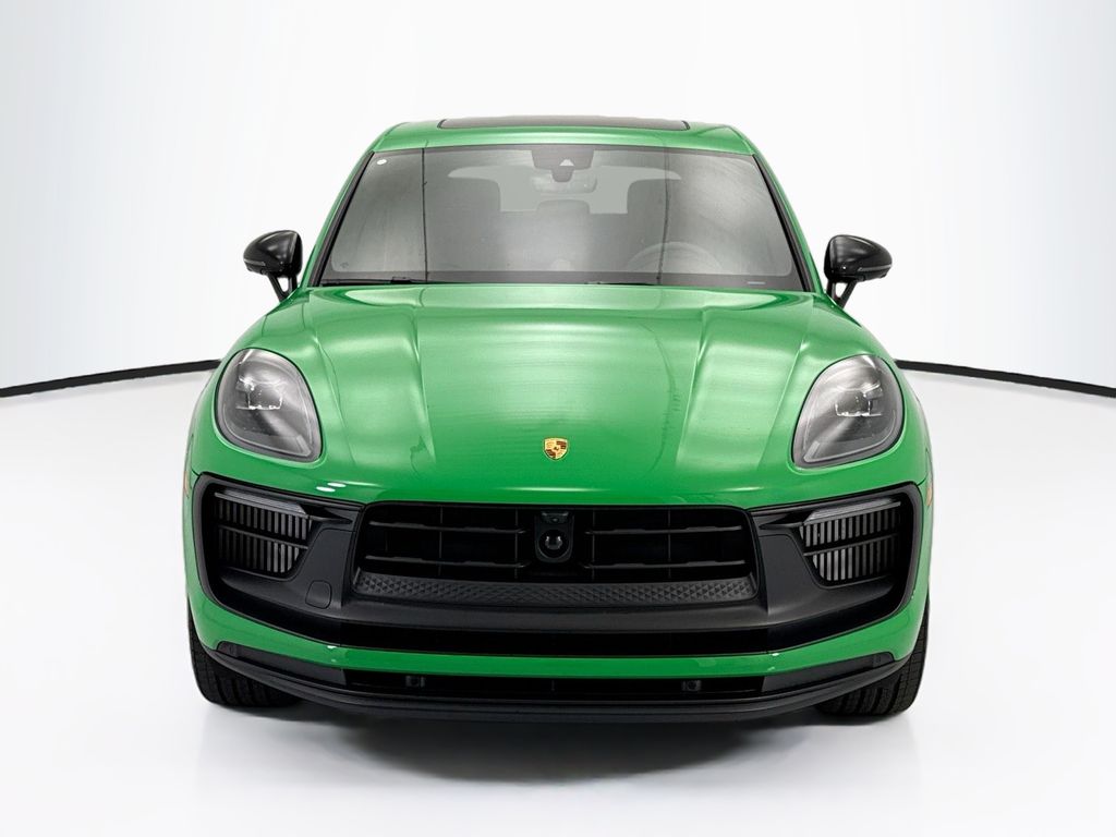 Thumbnail: 2024 Porsche Macan - 2