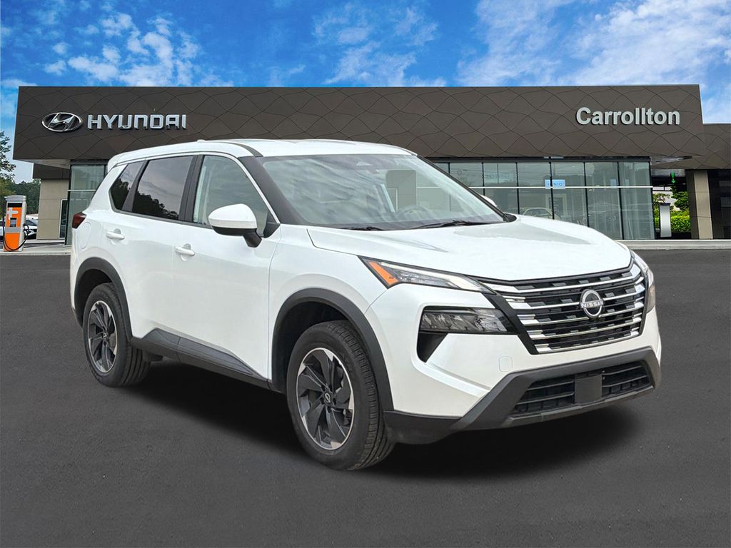 Used 2025 White Nissan SV image 3