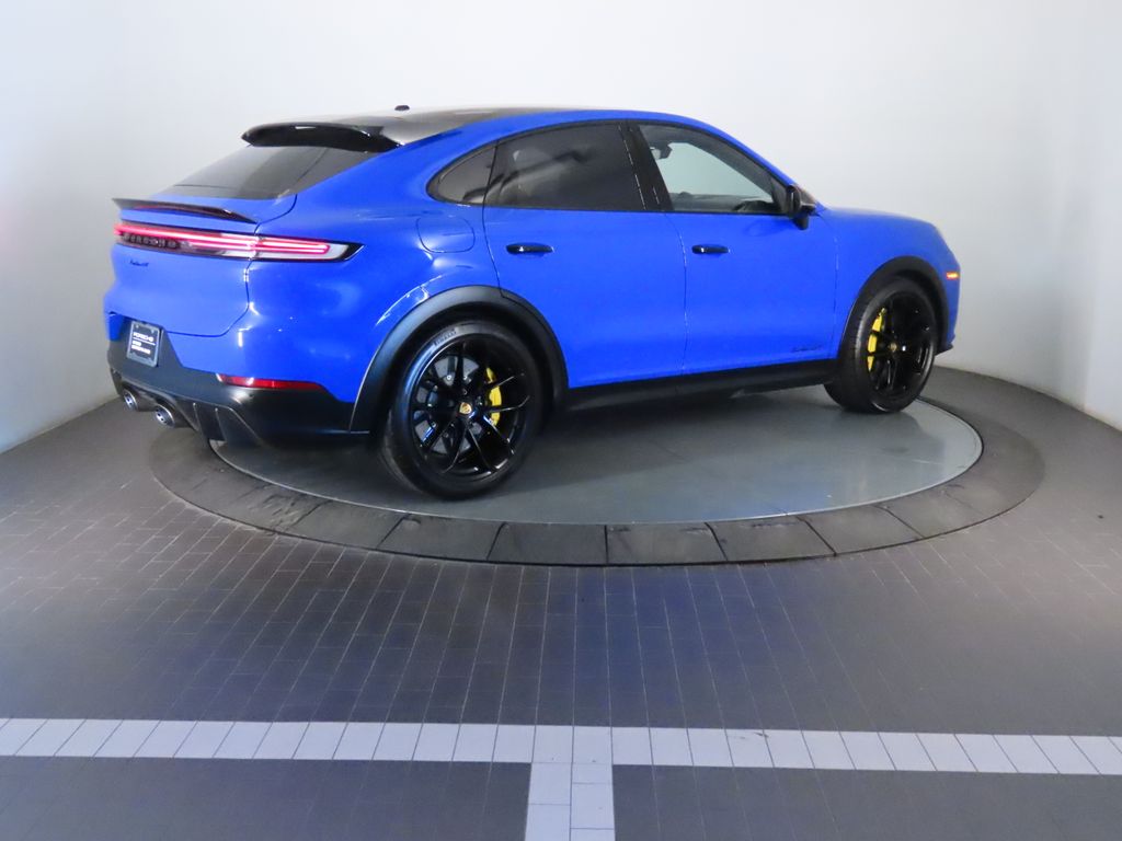 Thumbnail: 2024 Porsche  - 7