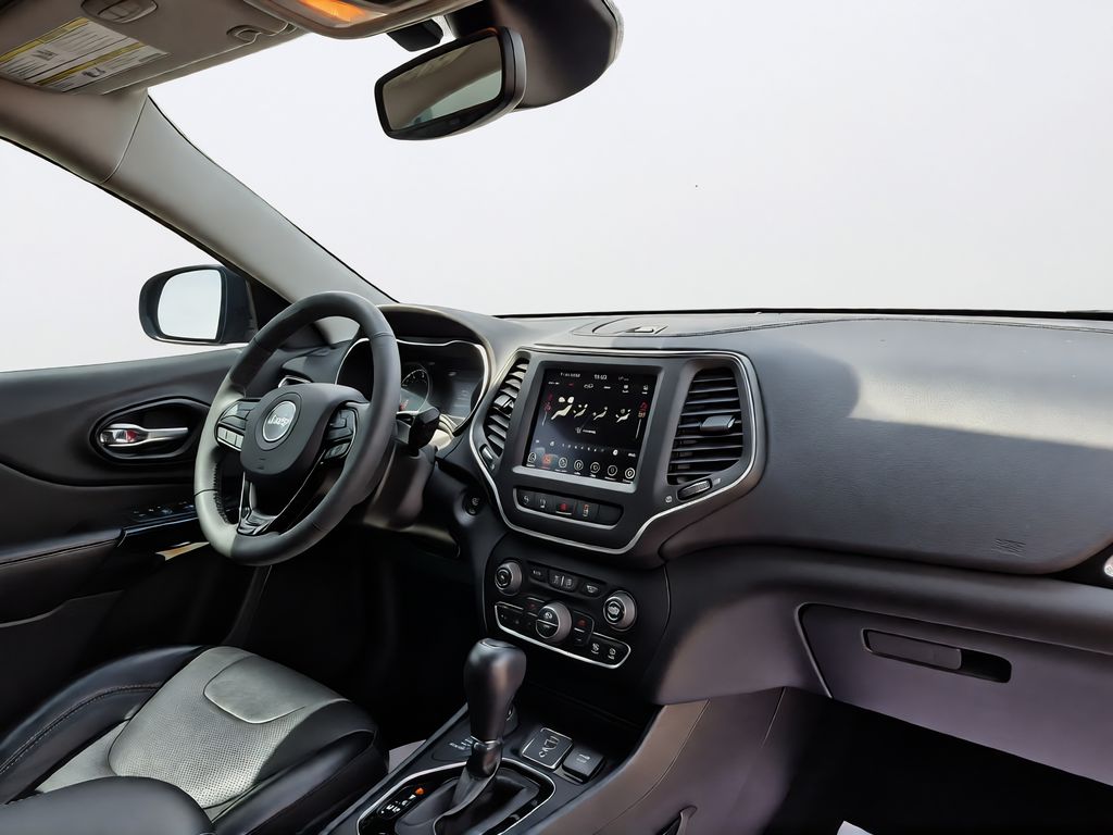 2023 Jeep Cherokee Altitude Black at Community Toyota