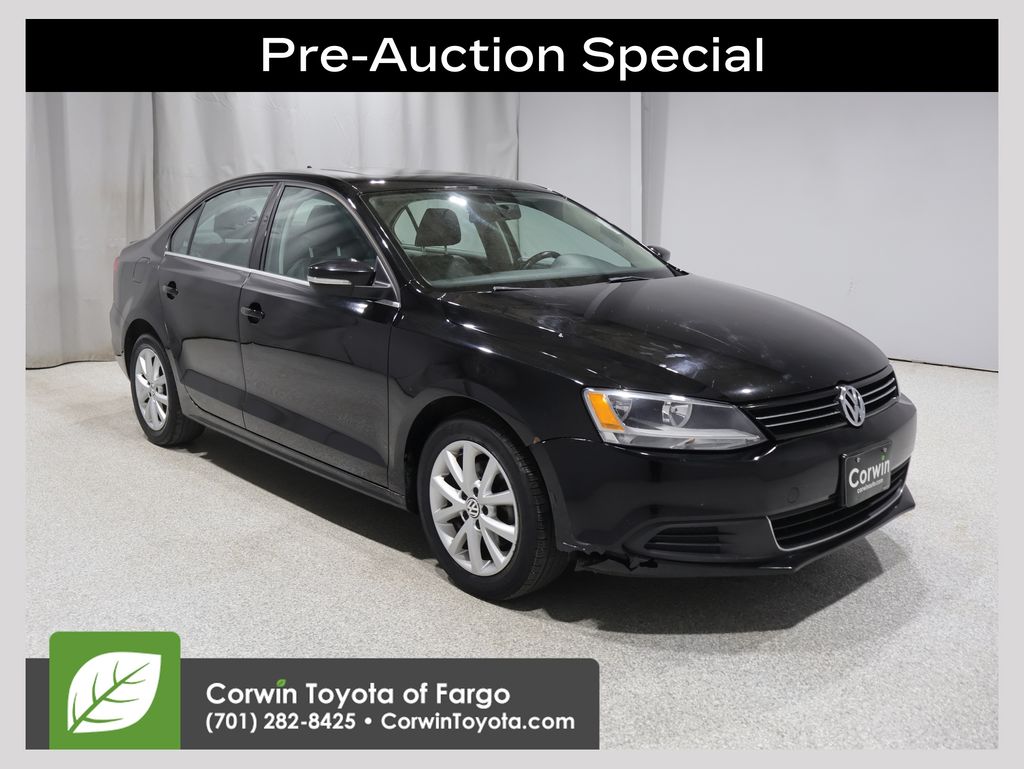 Black Uni 2014 Volkswagen Jetta SE Sedan Front-Wheel Drive 6-Speed Automatic