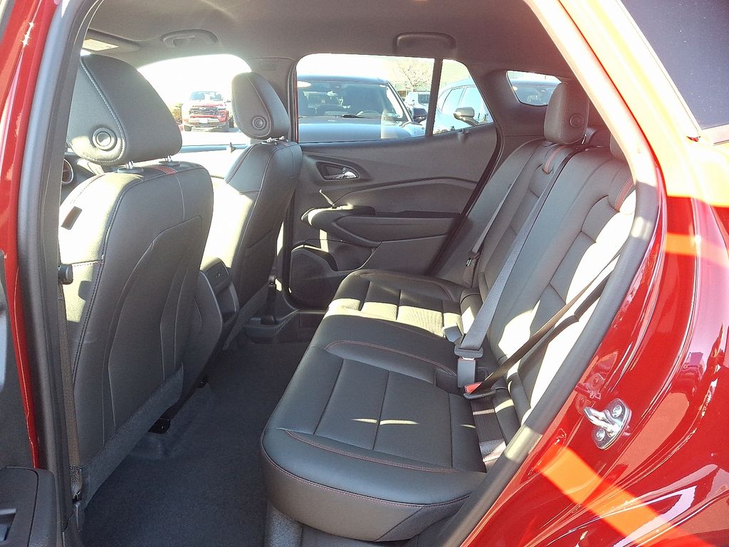 Thumbnail: 2026 Chevrolet Trax - 5