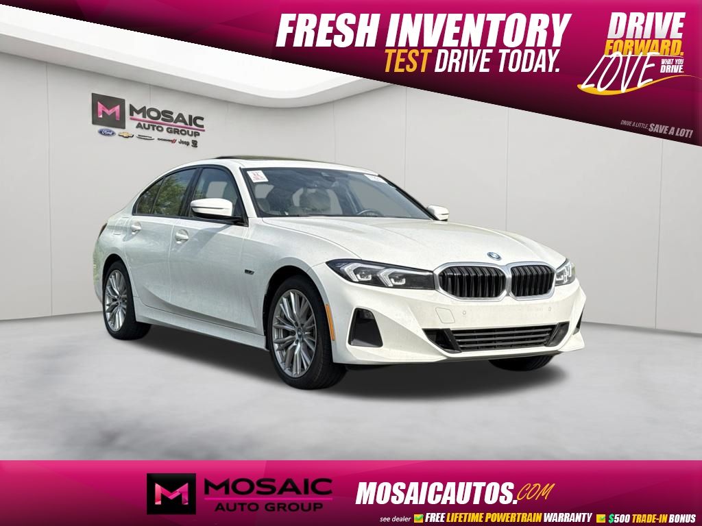 Alpine White 2023 BMW 3 Series Sedan All-Wheel Drive 8-Speed Automatic