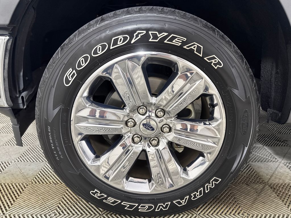 2020 Magnetic Ford F-150 Lariat 4X4 Truck