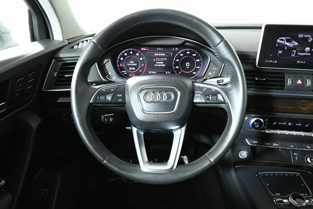 Thumbnail: 2019 Audi Q5 - 16