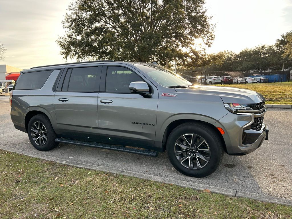 Thumbnail: 2022 Chevrolet Suburban - 7