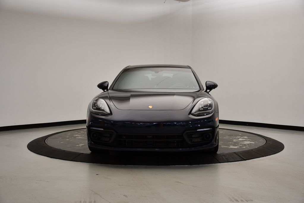 2022 Porsche Panamera 4S 8