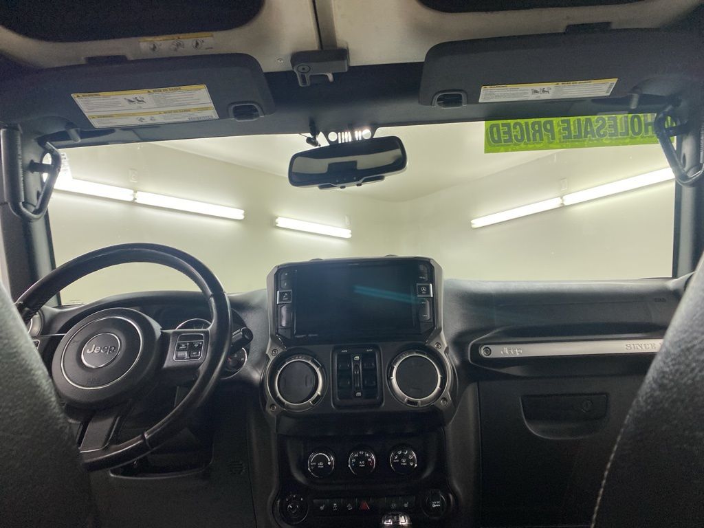 2016 Jeep Wrangler Unlimited Rubicon photo