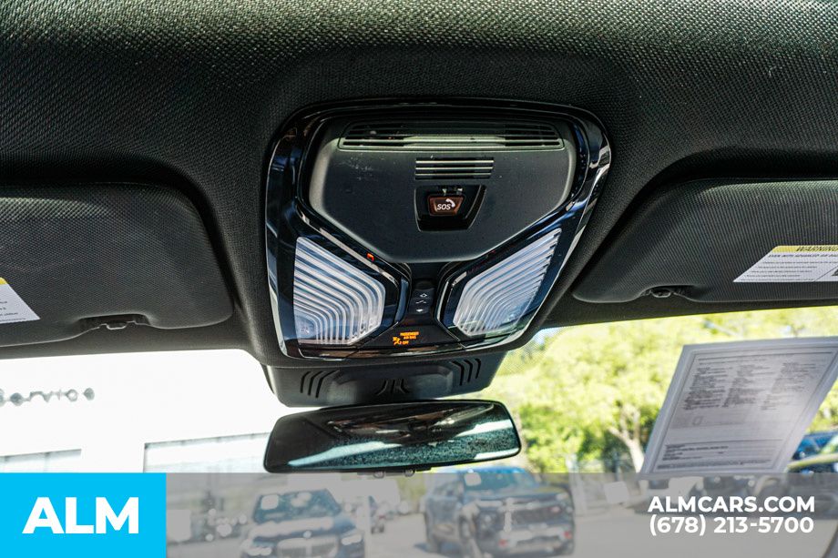 Used 2023 Black BMW xDrive40i image 35