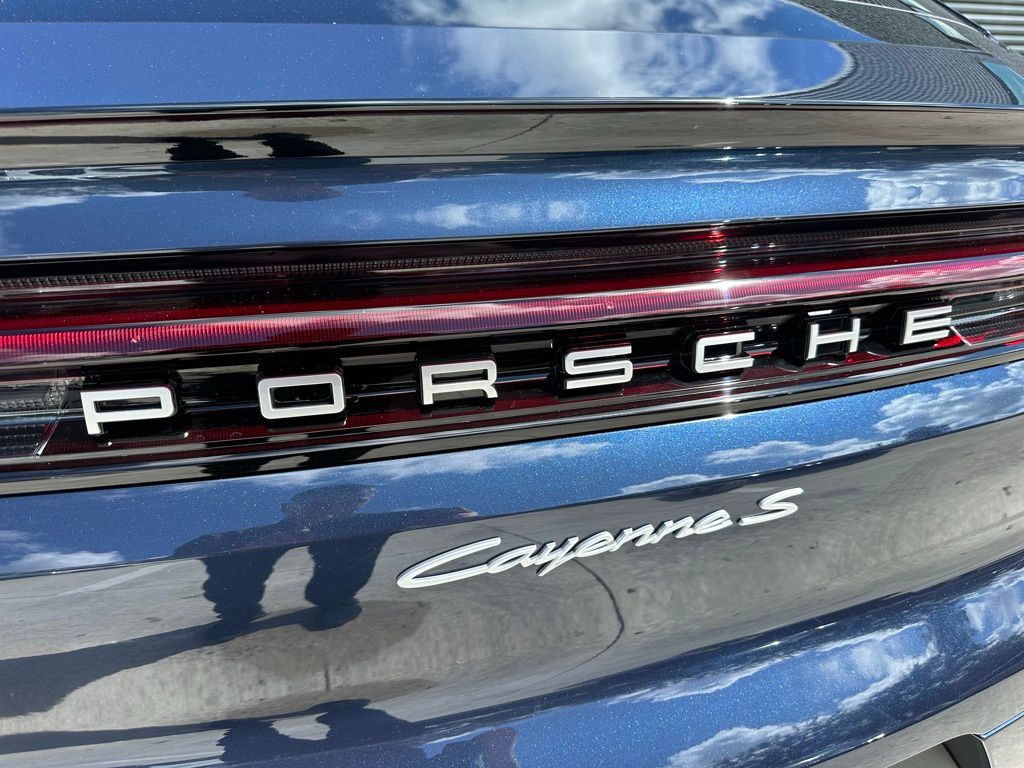 Thumbnail: 2026 Porsche  - 12