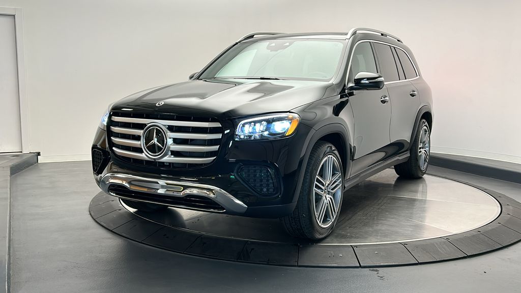 2025 Mercedes-Benz GLS 450 4MATIC 3