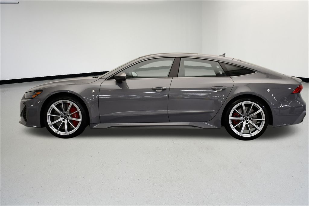 Thumbnail: 2026 Audi RS 7 - 2