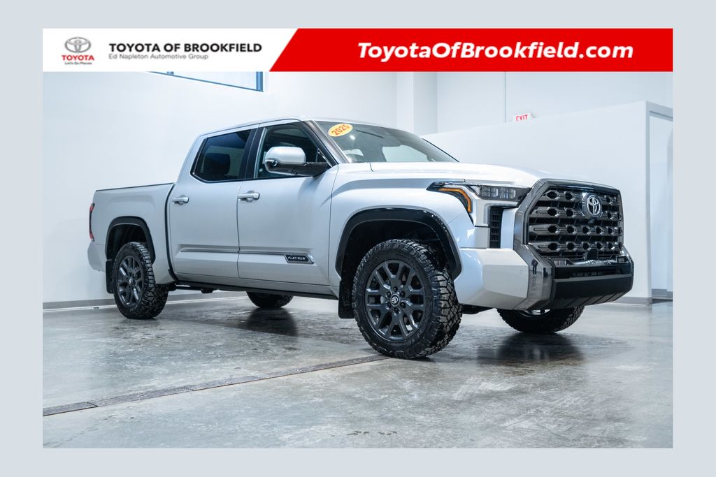 2025 Toyota Tundra Platinum CrewMax Cab 4WD