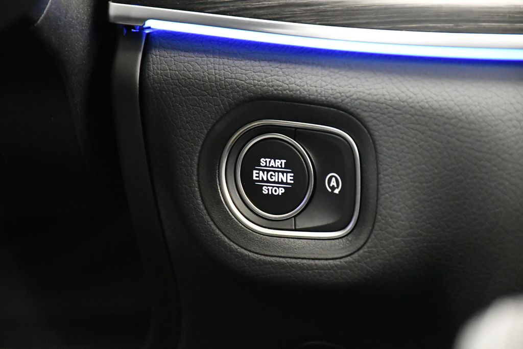 Thumbnail: 2026 Mercedes-Benz GLS - 28