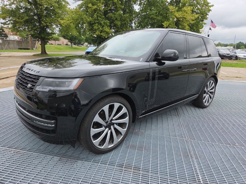 Santorini Black Metallic 2026 Land Rover Range Rover P400 SE AWD SUV / Crossover All-Wheel Drive 8-Speed Automatic