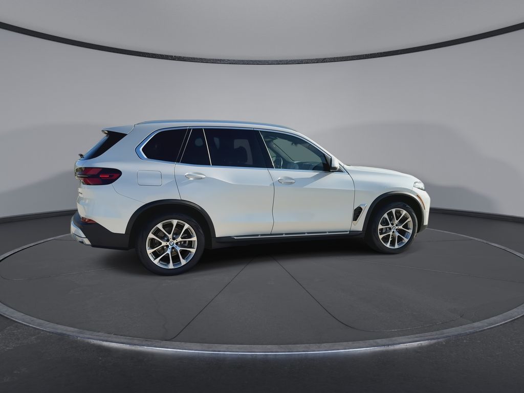 Thumbnail: 2025 BMW X5 - 9