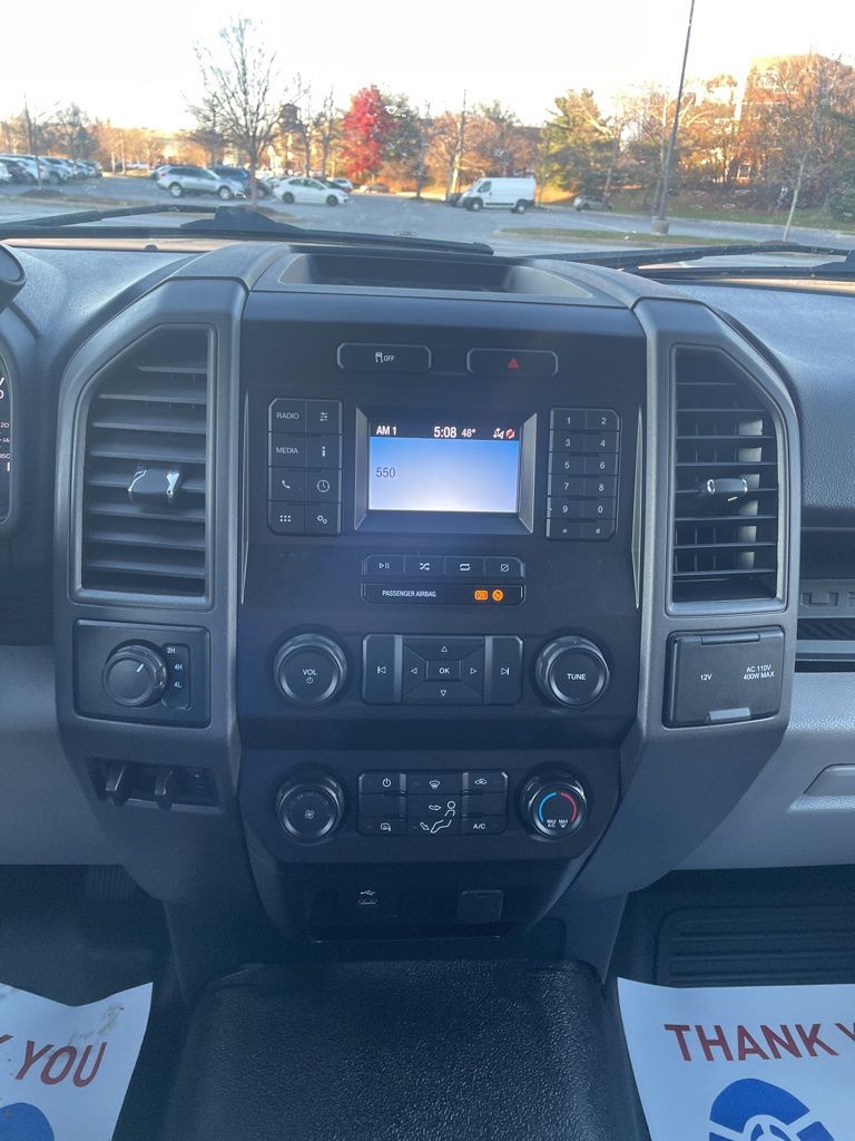 2022 Ford F-350 Chassis XL