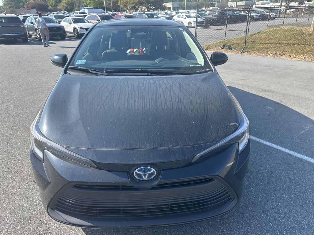 2025 Toyota Corolla Hybrid LE