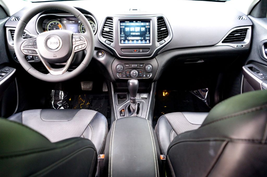 Used Car 2022 Jeep Cherokee  Latitude Lux For Sale Under $25,000 In Taylor, Texas