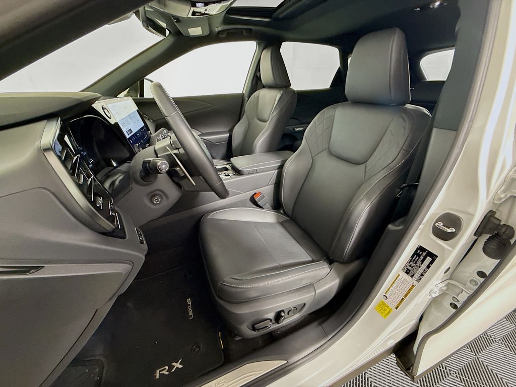 Thumbnail: 2025 Lexus RX - 22