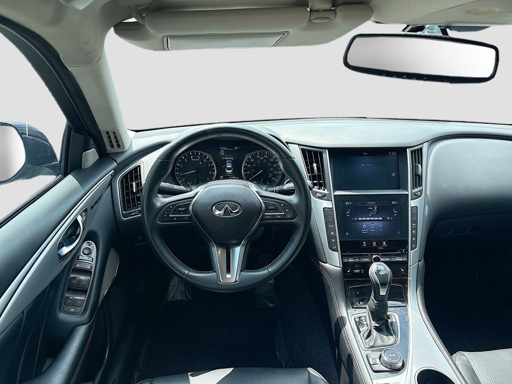 Used 2023 Gray INFINITI LUXE image 23