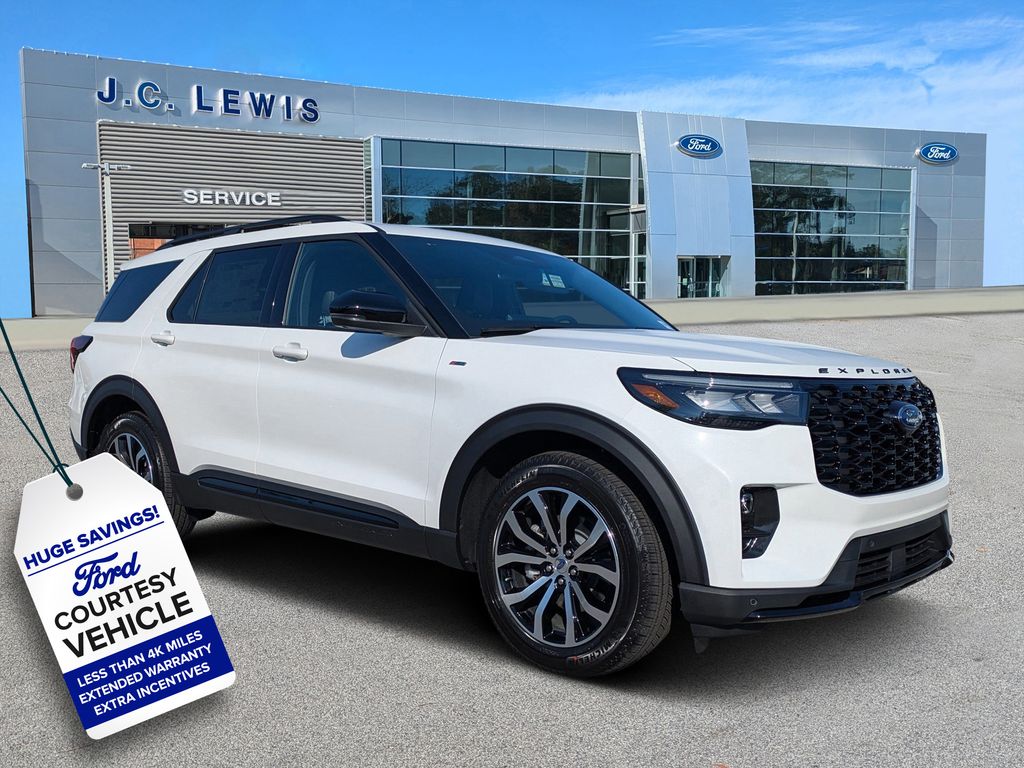 2026 Ford Explorer ST-Line