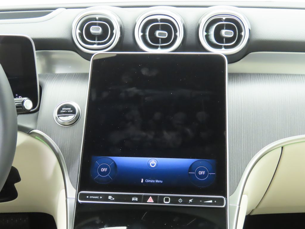 Thumbnail: 2025 Mercedes-Benz GLC - 14