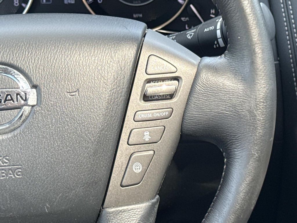 Used 2019 Gray Nissan Platinum image 12