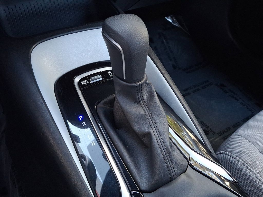 Thumbnail: 2023 Toyota Corolla - 15