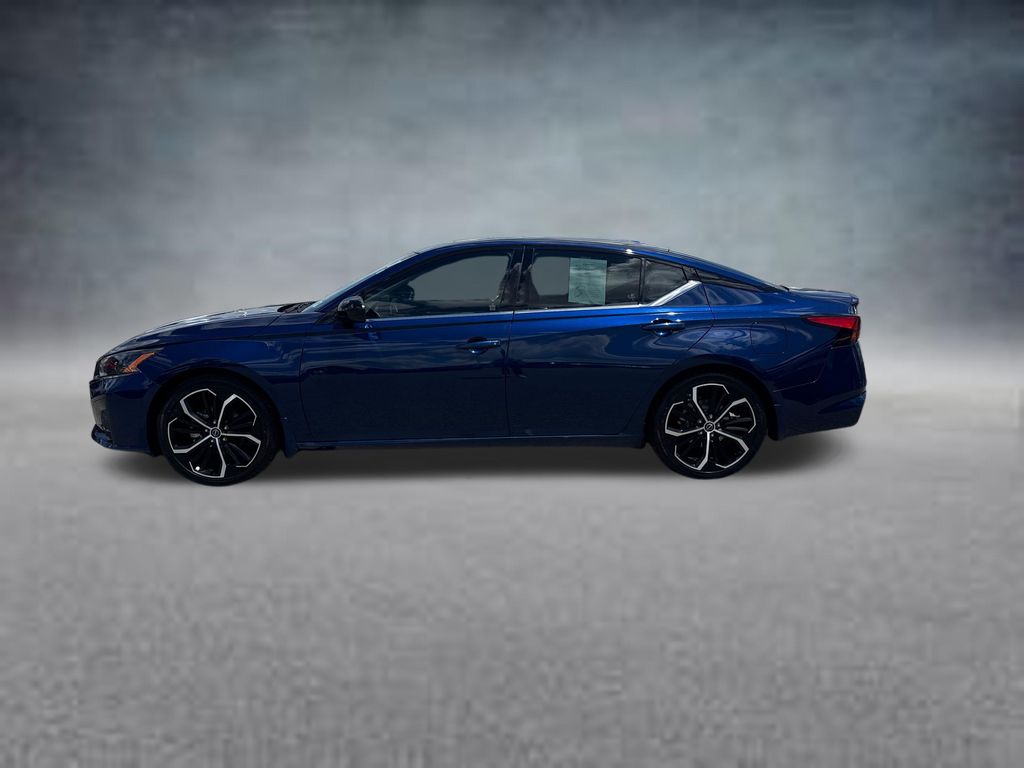 Deep Blue Pearl 2023 Nissan Altima Sedan Front-Wheel Drive Continuously Variable Transmission