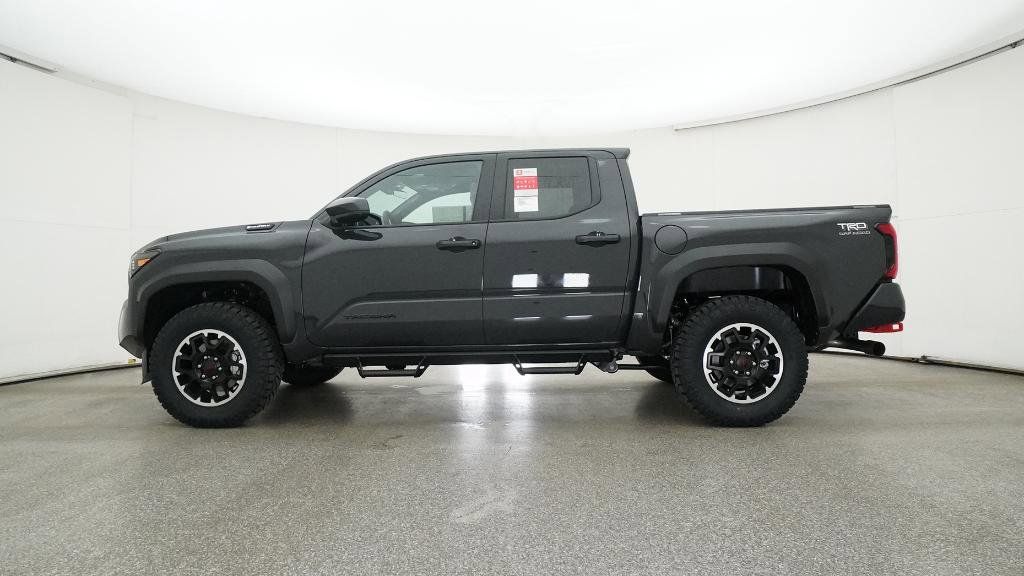 2025 Toyota Tacoma TRD Off-Road 10