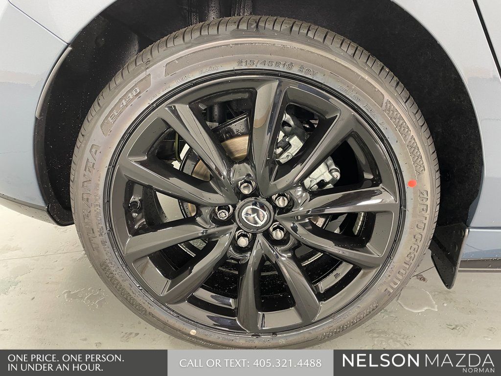 2026 Mazda Mazda3 Carbon Edition - Photo 14