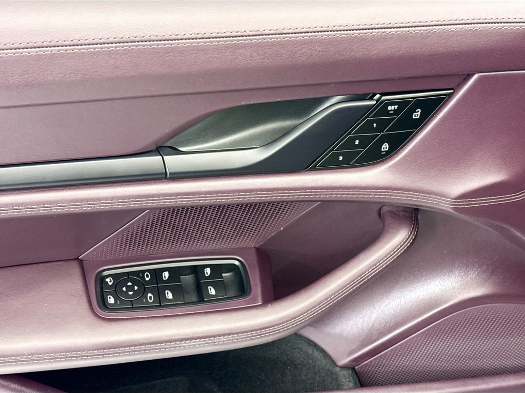 Thumbnail: 2023 Porsche Taycan - 23