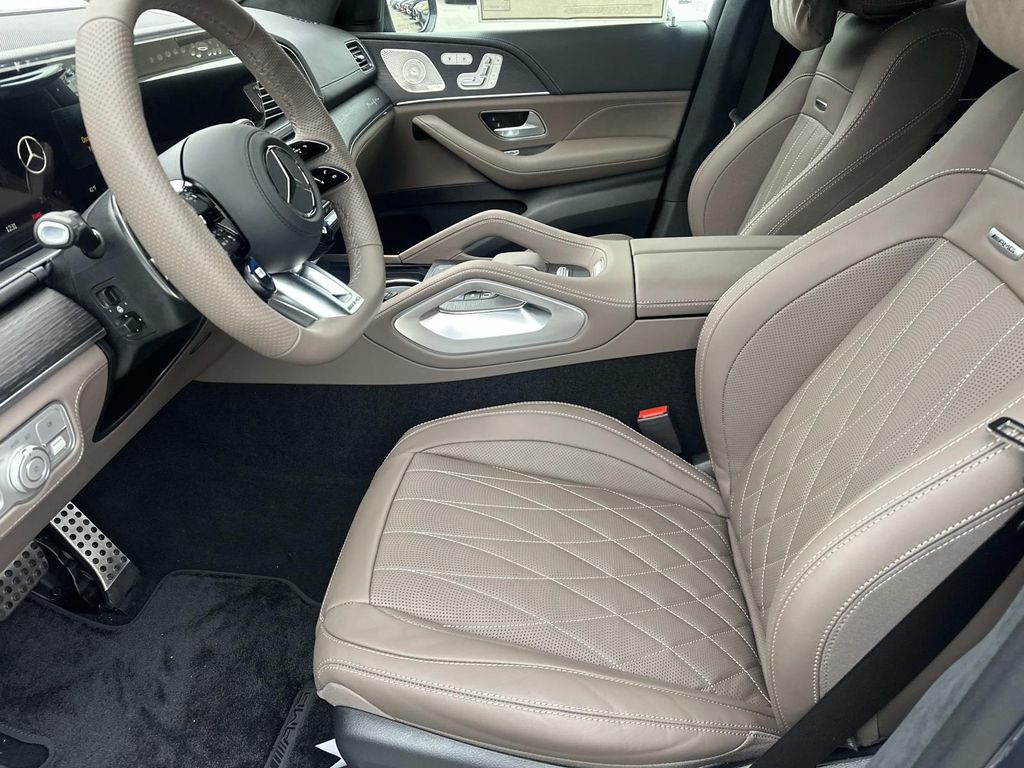 Thumbnail: 2026 Mercedes-Benz GLE - 12