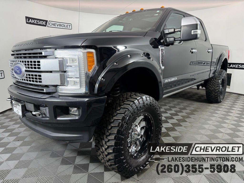 Black 2017 Ford F-250 Super Duty Platinum Crew Cab 4WD Pickup Truck Four-Wheel Drive 6-Speed Automatic