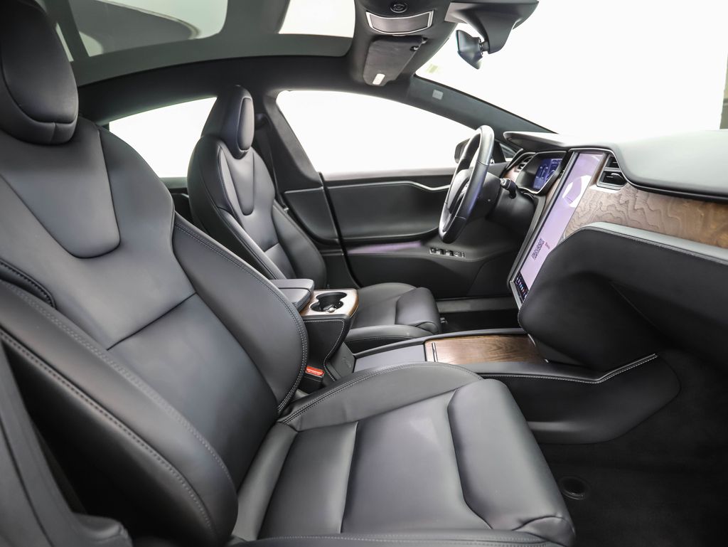 2021 Tesla Model S Long Range 29