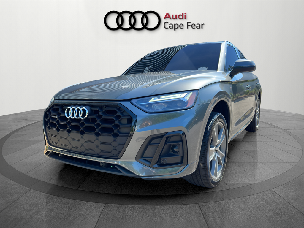 Daytona Gray Pearl Effect 2025 Audi Q5 quattro Premium S Line 45 TFSI SUV / Crossover All-Wheel Drive 7-Speed Automatic