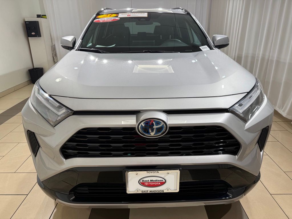 Thumbnail: 2023 Toyota RAV4 - 8